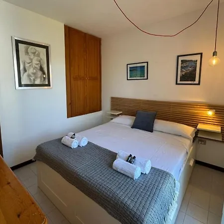 4 Minuti Dalla Della Pelosa, Confortevole Con A-c Apartmán
